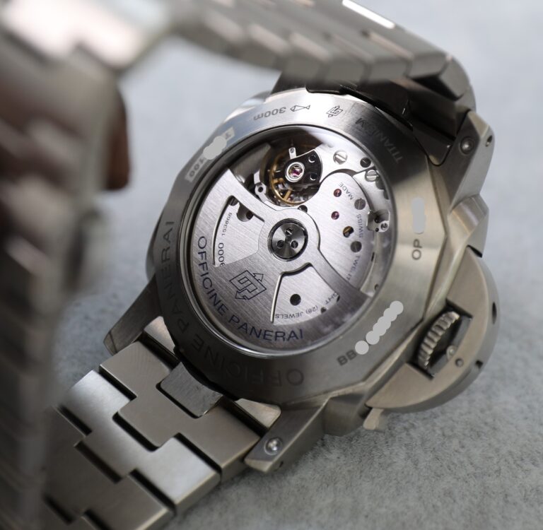 Panerai Luminor Marina Titanium 44mm