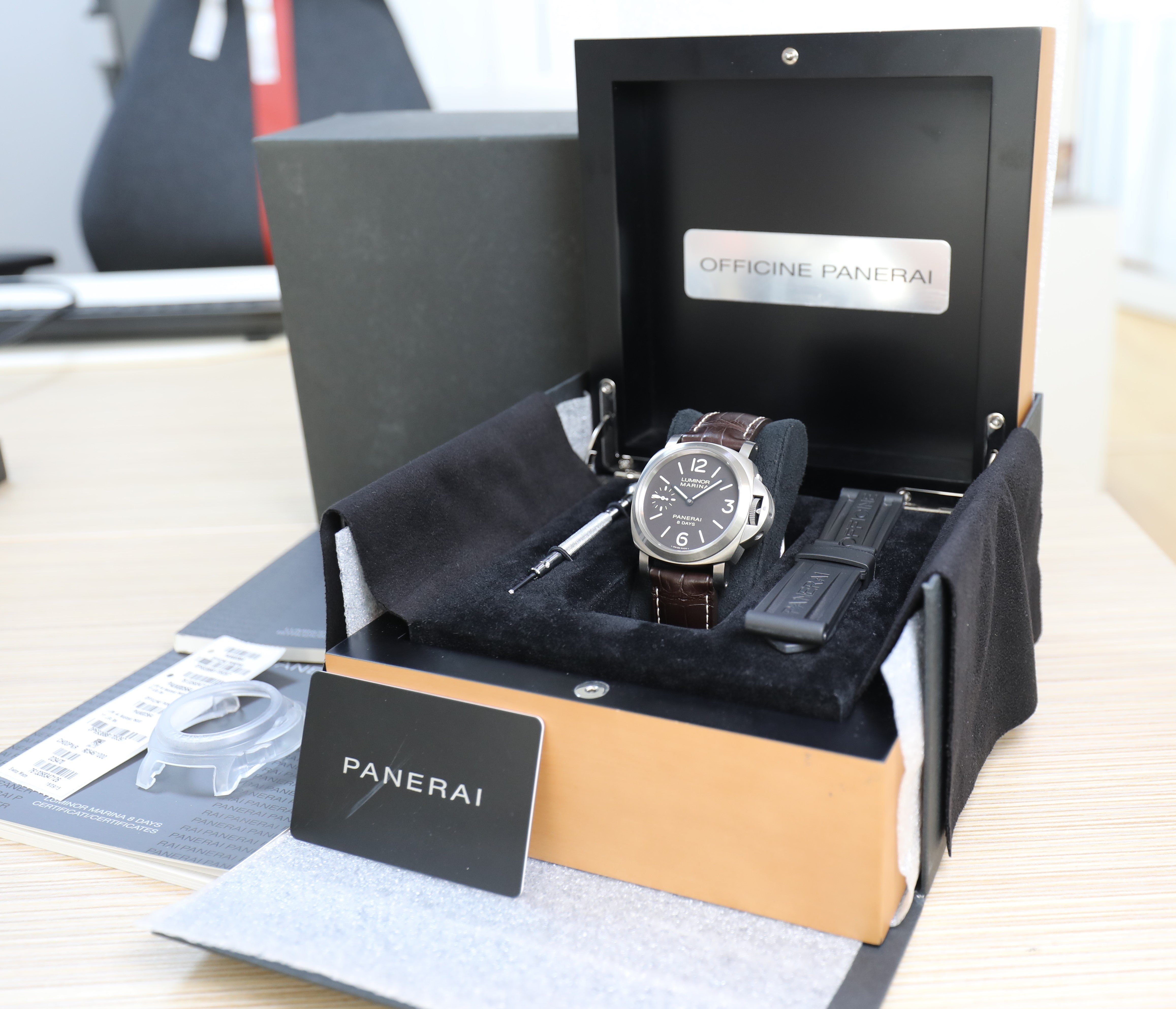 Panerai Luminor Titanium 44 mm