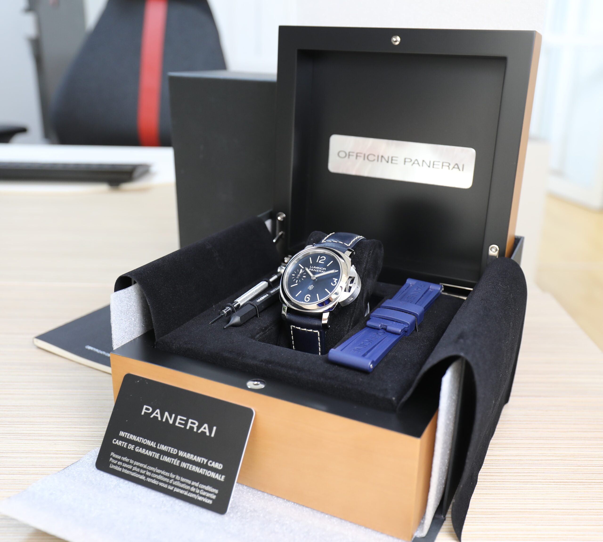 Panerai Luminor Blu Mare 44mm