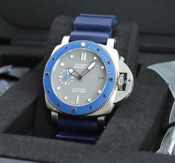 Panerai Submersible 42mm